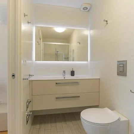 Appartement Cozy Modern Loft With Parking - Bemyhost *